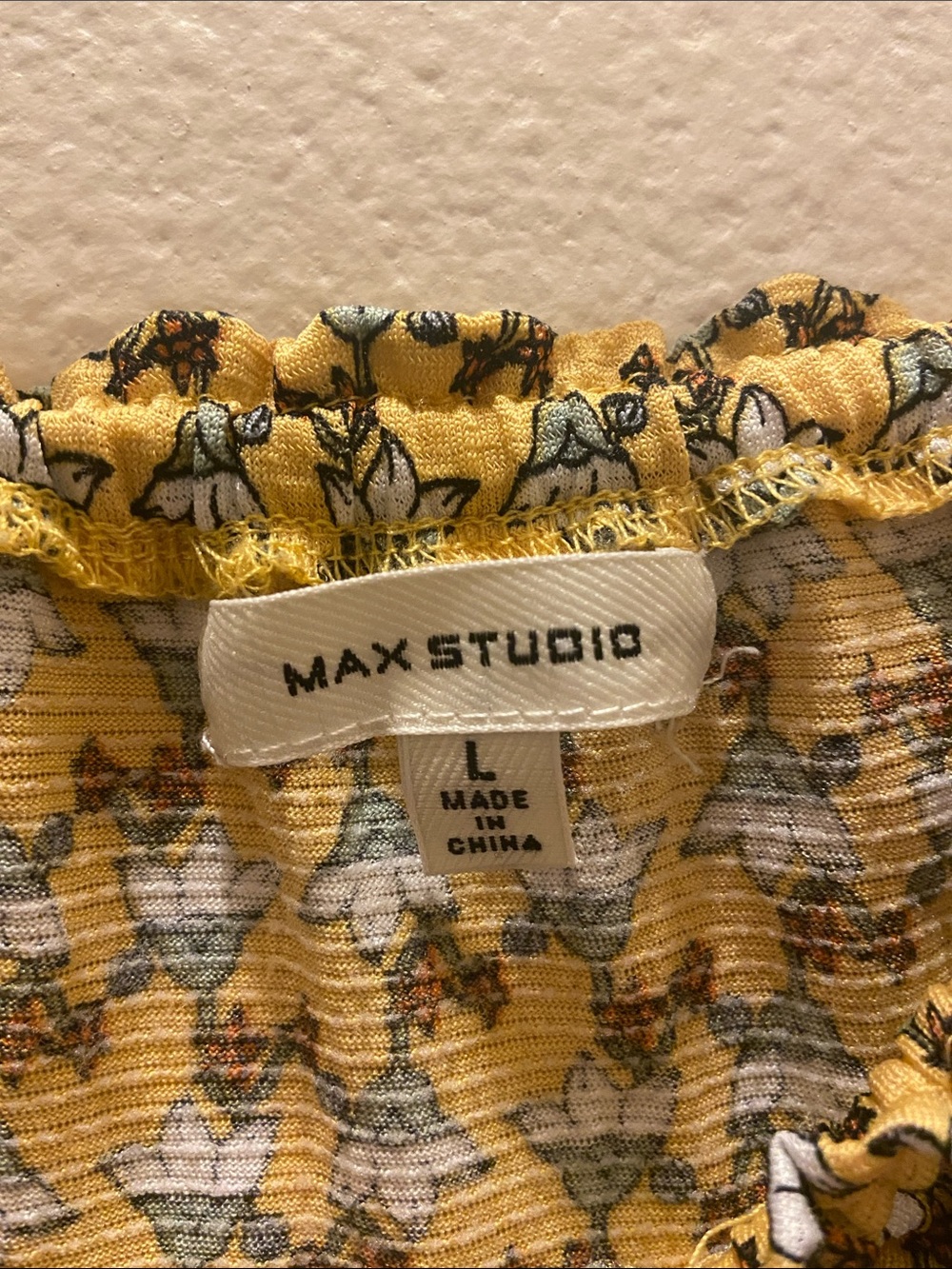 Yellow Floral cottage core Tiered Dress size large - Picture 4 of 6